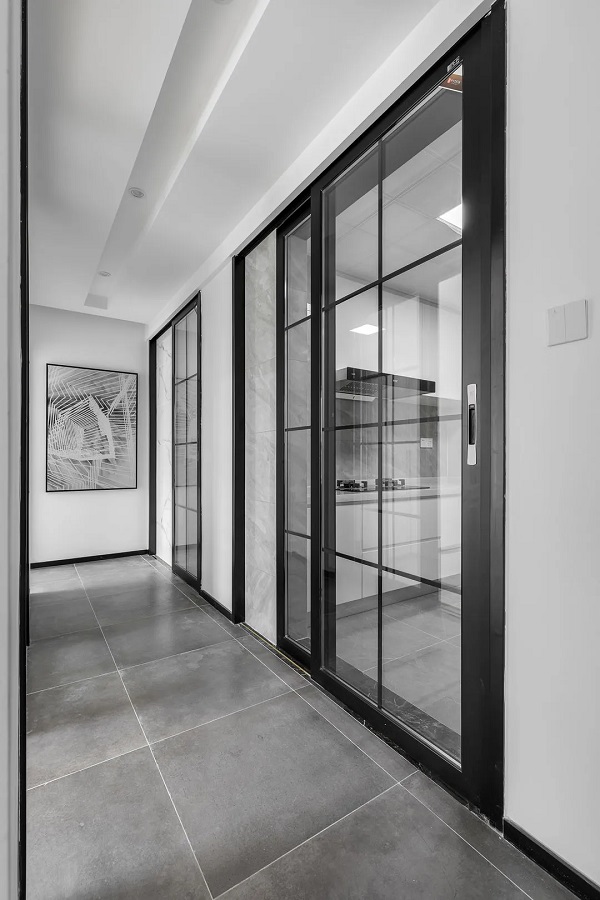 92平米現(xiàn)代簡約設計，不做電視柜更簡練舒適