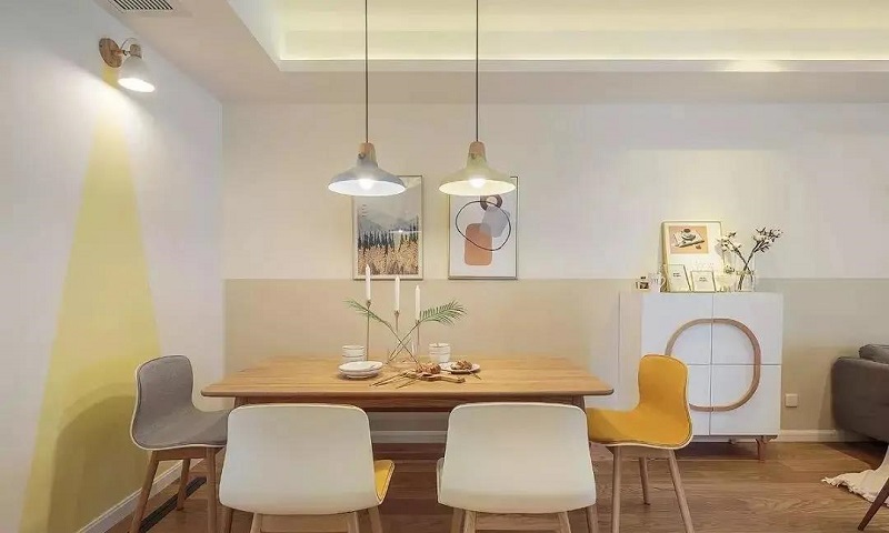 100㎡三居室北歐風裝修，原木搭配暖色調讓家溫馨